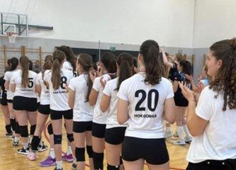 Trener Bišćan i 'savršene' Hokice ne misle se na ovome zaustaviti: Treba nastaviti raditi, treba uvijek ostati ambiciozan i tražiti još veći sportski rezultat!