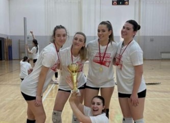 Trener Bišćan i 'savršene' Hokice ne misle se na ovome zaustaviti: Treba nastaviti raditi, treba uvijek ostati ambiciozan i tražiti još veći sportski rezultat!