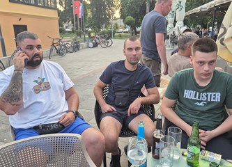 jeDINA MOja ljubav: Dinamovke 'potpisale' za VG Legacy, poznati parovi subotnje Humanitarke za Barta