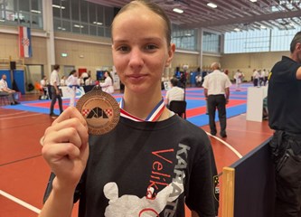 Nikola Huzjak juniorski karate prvak Hrvatske: Katja Braica, Vito Hulina i Lucija Kirinić viceprvaci!