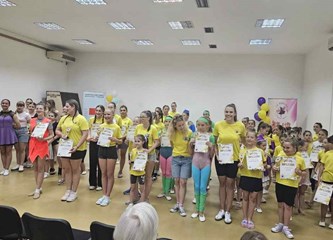 Barbarice za kraj sezone priredile plesnu reviju, podijeljene diplome: Ema Borojević najaktivnija mažoretkinja