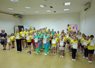 Barbarice za kraj sezone priredile plesnu reviju, podijeljene diplome: Ema Borojević najaktivnija mažoretkinja