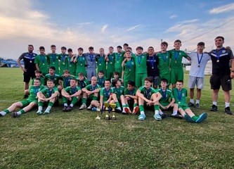 Zlato u Sloveniji, srebro i bronca u Novom Čiču za pionire Jelačića: Dinamovci odali počast Franji Milanščaku