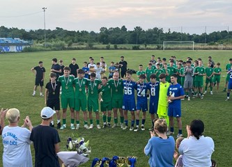 Zlato u Sloveniji, srebro i bronca u Novom Čiču za pionire Jelačića: Dinamovci odali počast Franji Milanščaku