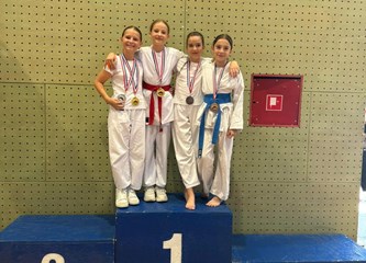 Sara Brletić zvijezda turnira u Sisku i prvenstva Zagrebačke županije, zlata za Centar osvajali i Patrik Jeromić i Mihaela Pavlečić