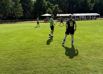 Lazina 'gazi' i dalje: Pobjedom u derbiju s Pešćenicom učvrstila lidersku poziciju, Čička Poljana i Kuče prvi pratitelji