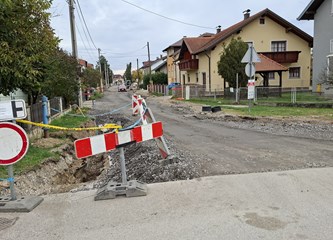 Muke po radovima: Zbog rekonstrukcije u Velikom Polju, kružili po Velikoj Mlaki