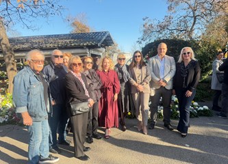 FOTO Položeni vijenci i svijeće povodom blagdana Svih svetih