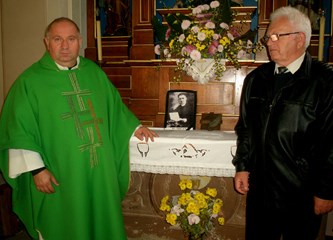 Mučki ubijeni šćitarjevski župnik Dragutin Jesih dobiva spomen ploču 'Mučenika vjere'