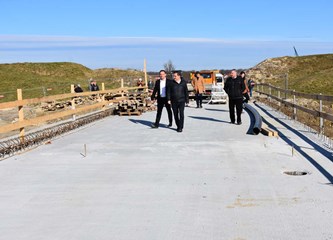 Još 20-ak dana do dovršenja Kučkog mosta: 'Presretni smo što opet stojimo na našem turopoljskom ljepotanu'