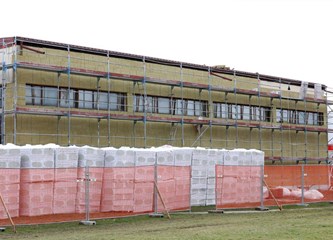 FOTO: Srednjoškolski centar u radovima, škola će biti kao nova