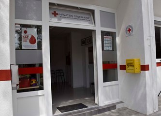 Ministar Božinović otvorio nove prostorije Crvenog križa