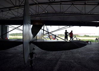 Aeroklub na letjelištu Buševec izgradio prvi hangar