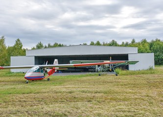Aeroklub na letjelištu Buševec izgradio prvi hangar
