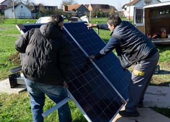 Poučni park u Vukovini sada osvjetljuje solarna rasvjeta