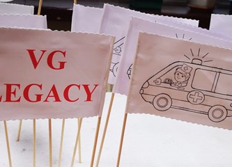 VG Legacy za VG Hitnu: Priključili se i mali volonteri, izrađuju ukrase za humanitarnu prodaju