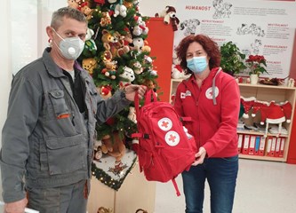 FOTO Crveni križ dobrovoljna vatrogasna društva nagradio ruksakom prve pomoći!