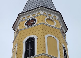 Zvonik crkve NBDM oštećen u potresu. Župnik: „Čeka nas ozbiljan zahvat, ali imamo dobre vijesti“