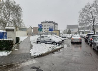 Proljetno jutro u Velikoj Gorici uz snježni pokrivač, na terenu i Zimska služba