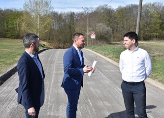 Novi asfalt ulicama u Mlaki, Šiljakovini i Ključić Brdu, gradonačelnik poručio "S ovime ne stajemo!"