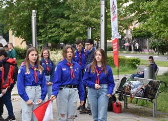 Izviđači iz cijele zemlje okupili se u Velikoj Gorici: Više od tisuću djece i mladih postrojilo se danas u centru grada