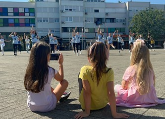 Učenice UŠ Franje Lučića plesom iznenadile Goričane i pozvale na posljednju audiciju