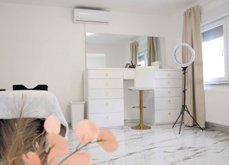 Šminkanje, threading obrva ili ugradnju trepavica sada možete zatražiti u novootvorenom salonu "AZ Beauty"