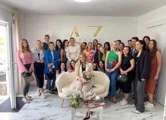 Šminkanje, threading obrva ili ugradnju trepavica sada možete zatražiti u novootvorenom salonu "AZ Beauty"