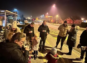 FOTO: Djed Božićnjak obišao mališane u Vukovini, Kurilovcu i Cerovskom Vrhu