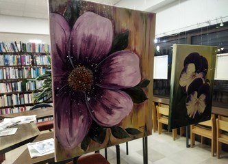 Cvijeće kao inspiracija za likovno stvaralaštvo naše sugrađanke Sandre Pugelnik