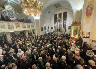 Traje devetnica uoči Stepinčeva: Župa Vukovina hodočastila u Krašić