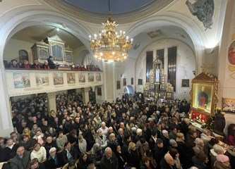 Traje devetnica uoči Stepinčeva: Župa Vukovina hodočastila u Krašić