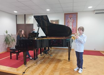 Mladim glazbenicima prve i druge nagrade na Međunarodnom natjecanju, Stefan Gjorgiev laureat kategorije!