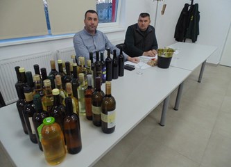 Vinari "Grozda" kušali mlado vino: "Usprkos izazovnoj i teškoj vinogradarskoj godini kvaliteta je dobra"