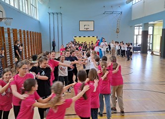 Uđi u igru: Učenici OŠ Vukovina uz Luku Bulića učili o prevenciji nasilja sportom